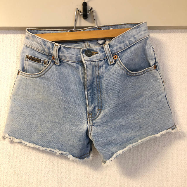 Calvin Klein(カルバンクライン)の【カルバン・クライン】ショートデニム レディースのパンツ(デニム/ジーンズ)の商品写真