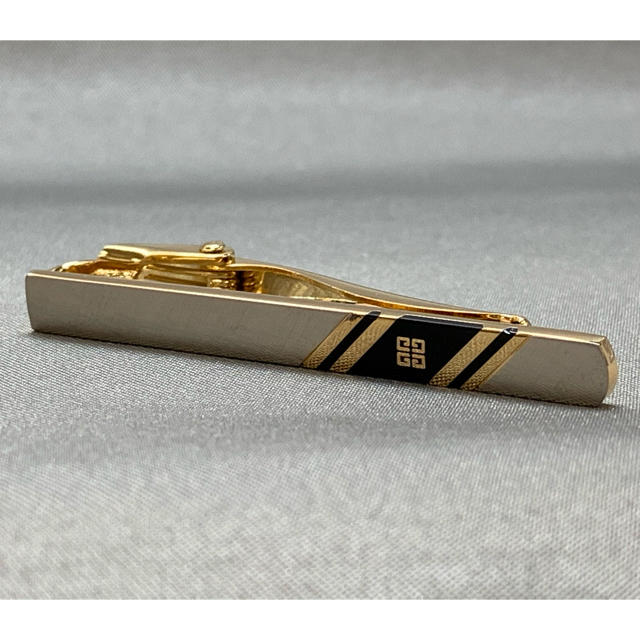 ジバンシー ネクタイピン-www.connectedremag.com