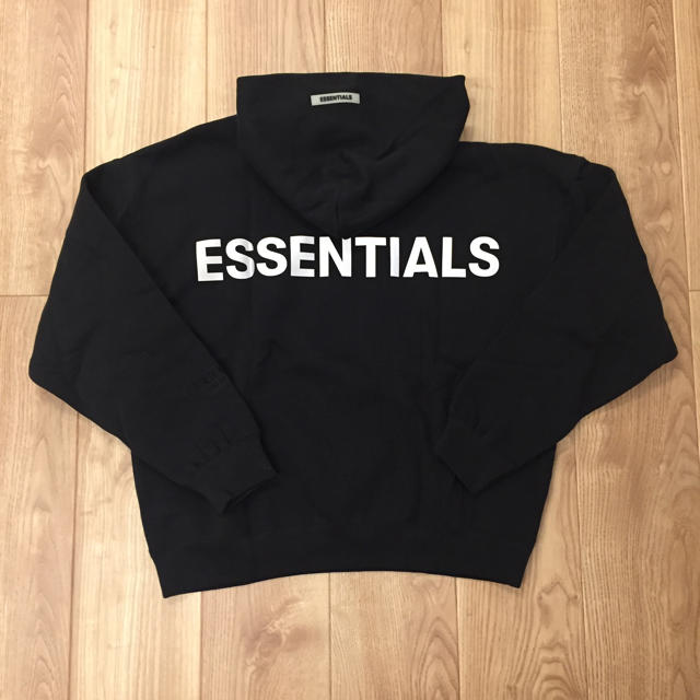 ESSENTIALS パーカーパーカー