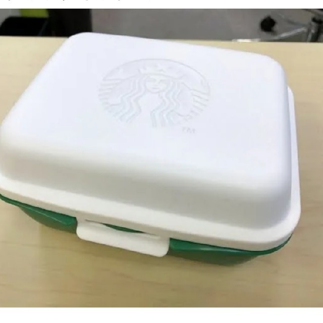 Starbucks Coffee(スターバックスコーヒー)のStarbucks サンドイッチケース インテリア/住まい/日用品のキッチン/食器(弁当用品)の商品写真
