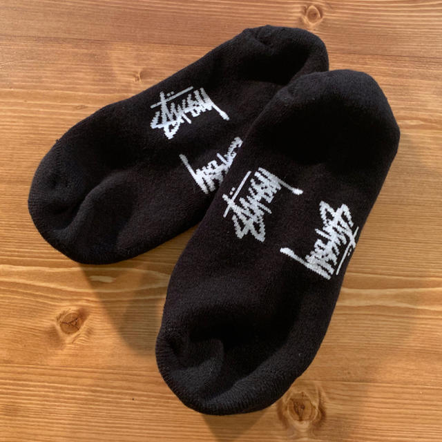 STUSSY(ステューシー)の【新品未使用】STUSSY ストックロゴショートソックス / スニーカーソックス メンズのレッグウェア(ソックス)の商品写真