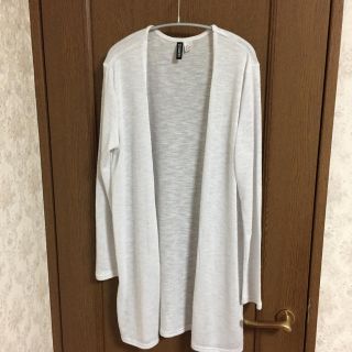 エイチアンドエム(H&M)のH&M  ライトグレーのカーディガン(カーディガン)