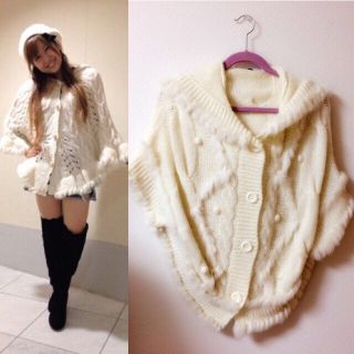 イング(INGNI)のINGNI☆白ポンチョ☆新品(ポンチョ)