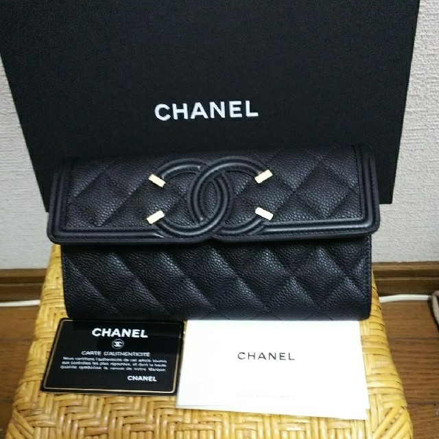 国内初の直営店 CHANEL - キティ‼️お値下げ⤵️☆新品☆シャネル長