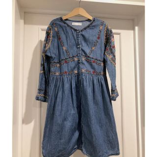 ザラキッズ(ZARA KIDS)のzara kids 刺繍ワンピース(ワンピース)