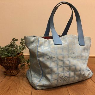 CHANEL(バッグ ・ ブルー・ネイビー/青色系)のフリマアイテム一覧 CHANEL(バッグ ・ ブルー・ネイビー/青色系)のフリマアイテム一覧