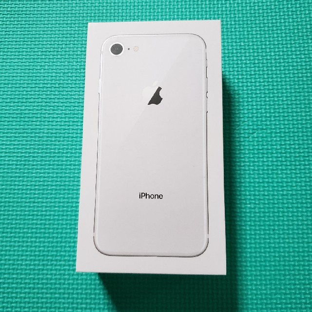 iPhone - ⭐iPhone8 64g 未使用品 docomo⭐の通販 by queenlavel's