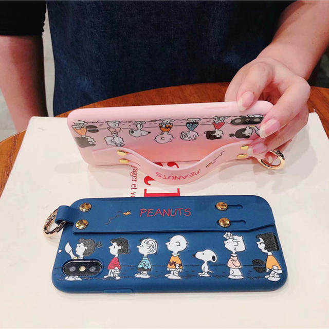 SNOOPY(スヌーピー)のスヌーピー スマホケース ベルトリング付き スマホ/家電/カメラのスマホアクセサリー(iPhoneケース)の商品写真