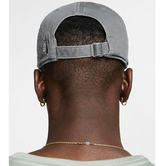 NIKE(ナイキ)のナイキ レブロン キャップ メンズの帽子(キャップ)の商品写真