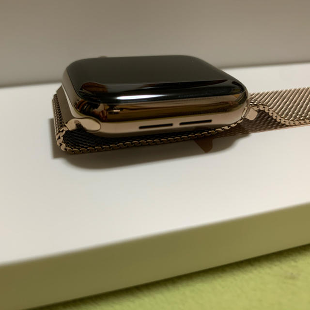 柔らかい Apple 専用 様 ducquyet - 腕時計(デジタル)