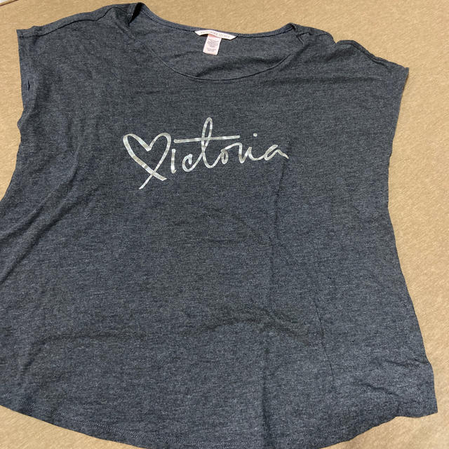 Victoria's Secret(ヴィクトリアズシークレット)のvictoria's secret Tシャツ レディースのトップス(Tシャツ(半袖/袖なし))の商品写真