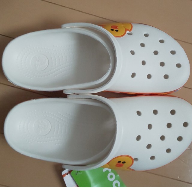 crocs(クロックス)のじぇい様専用   クロックス サンダル  27 メンズの靴/シューズ(サンダル)の商品写真