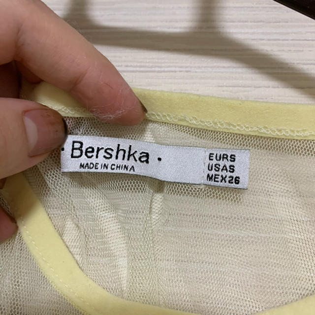 Bershka(ベルシュカ)のレース　トップス レディースのトップス(シャツ/ブラウス(半袖/袖なし))の商品写真