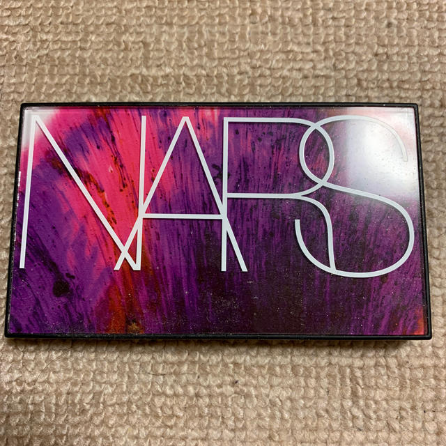 NARS イグナイテッドアイシャドウ パレット