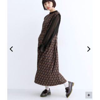 メルロー(merlot)の新品✨ルーンチェック柄シアースリーブワンピース 茶色(ロングワンピース/マキシワンピース)