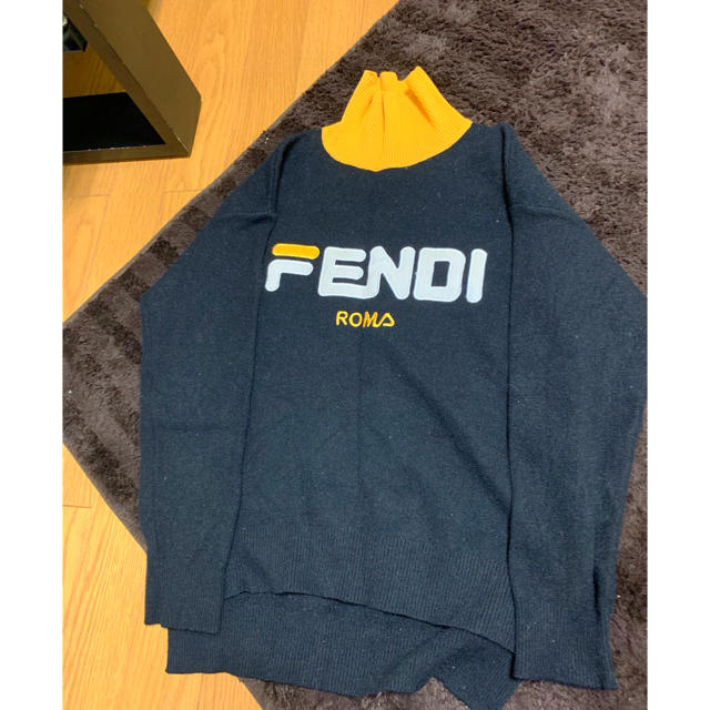 FENDIトレーナー