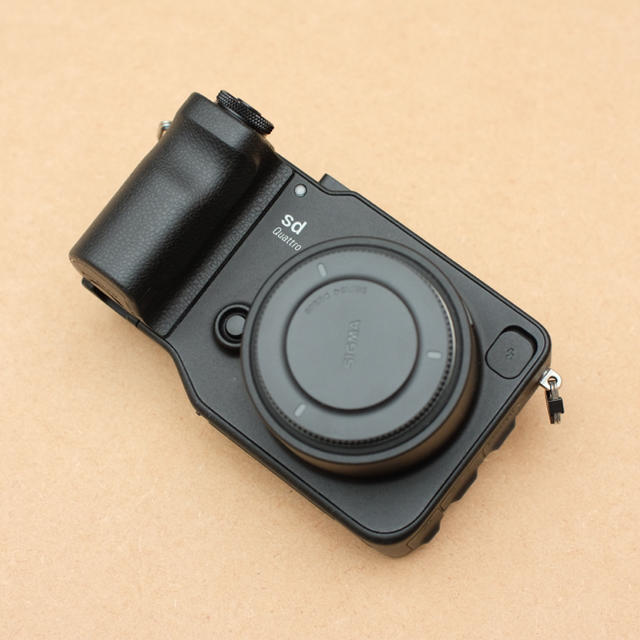 SIGMA SD Quattro ボディ 電池2個 - nayaabhaandi.com