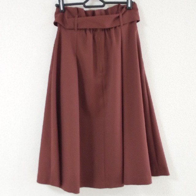 JILL by JILLSTUART(ジルバイジルスチュアート)のジルバイジルスチュアート スカート M ベルト付 ブラウン レディースのスカート(ひざ丈スカート)の商品写真