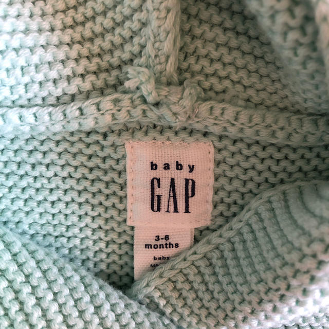 babyGAP(ベビーギャップ)のうえ様専用 キッズ/ベビー/マタニティのベビー服(~85cm)(カーディガン/ボレロ)の商品写真