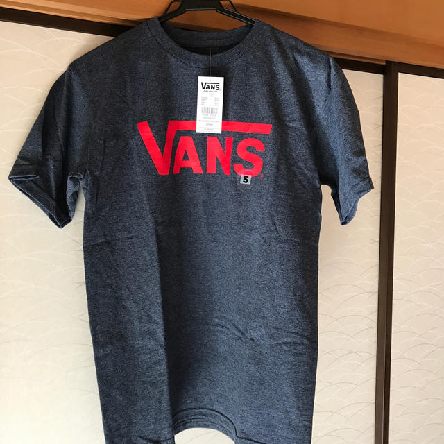 VANS(ヴァンズ)のなおちゃん様専用　VANS クラシックTシャツ ネイビー 新品未使用 メンズのトップス(Tシャツ/カットソー(半袖/袖なし))の商品写真