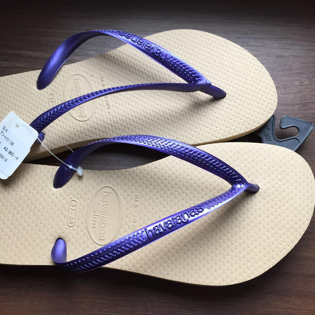 havaianas(ハワイアナス)の本日限定ハワイアナスサンダル24.0cm レディースの靴/シューズ(サンダル)の商品写真