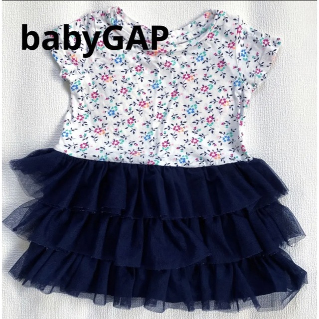 babyGAP(ベビーギャップ)のbabyGAP花柄フリルワンピース キッズ/ベビー/マタニティのキッズ服女の子用(90cm~)(ワンピース)の商品写真