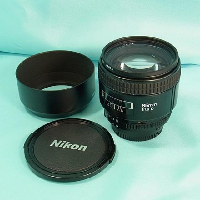 Nikon AF NIKKOR 85mm F1.8D 大口径/単焦点レンズ 【日本限定モデル