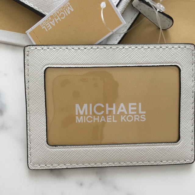 Michael Kors(マイケルコース)の新品未使用 マイケルコース   Michael Kors  財布 レディースのファッション小物(財布)の商品写真