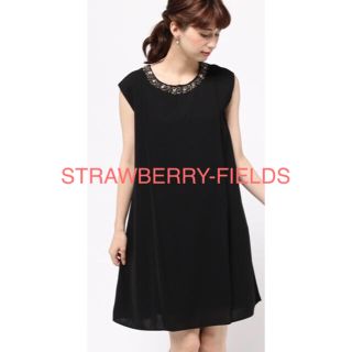 ストロベリーフィールズ(STRAWBERRY-FIELDS)の☆美品☆ ストロベリーフィールズ ビジュー ワンピース ドレス(ひざ丈ワンピース)