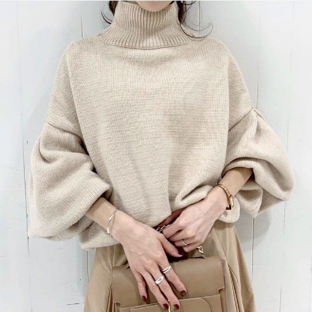 rienda(リエンダ)の新品 MNTuck shoulder knit レディースのトップス(ニット/セーター)の商品写真