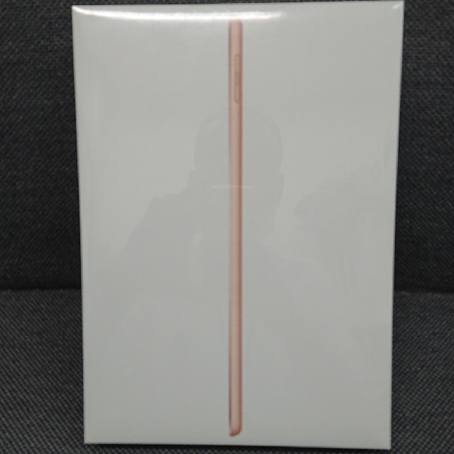 PC/タブレットiPad 9.7インチ Retinaディスプレイ  MRJP2J/A ☆新品☆