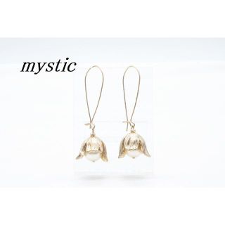 ミスティック(mystic)の【R904】mystic ミスティック パール フラワー ピアス(ピアス)