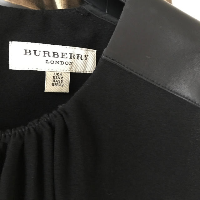 BURBERRY(バーバリー)のセール★BURBERRYワンピース レディースのワンピース(ロングワンピース/マキシワンピース)の商品写真