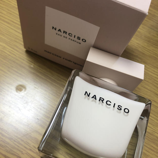 narciso rodriguez(ナルシソロドリゲス)のナルシソ オードパルファム コスメ/美容の香水(ユニセックス)の商品写真