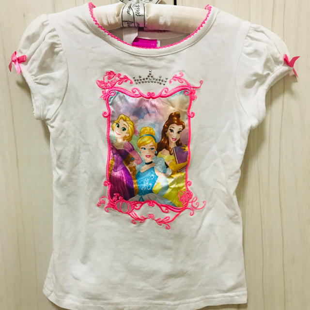 Disney(ディズニー)のdisney 3T Tシャツ キッズ/ベビー/マタニティのキッズ服女の子用(90cm~)(Tシャツ/カットソー)の商品写真