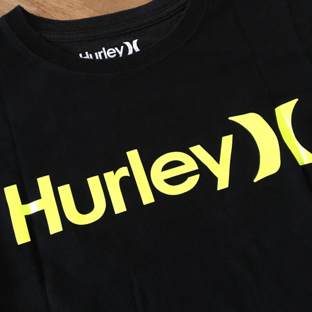 Hurley(ハーレー)のHurley Tシャツ レディースのトップス(Tシャツ(半袖/袖なし))の商品写真