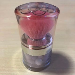 ゲラン(GUERLAIN)のゲラン　パウダー　来週処分！(フェイスパウダー)