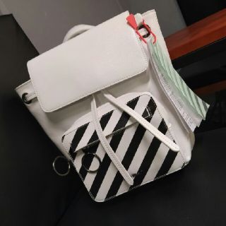 オフホワイト リュック レディース の通販 10点 Off Whiteのレディースを買うならラクマ オフホワイト リュック レディース の通販 10点 Off Whiteのレディースを買うならラクマ