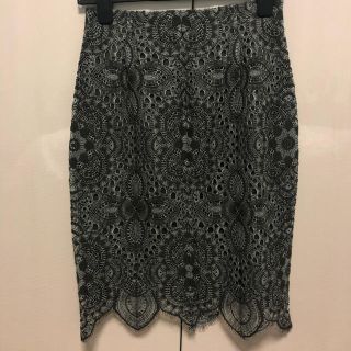 ザラ(ZARA)のレーススカート(ひざ丈スカート)