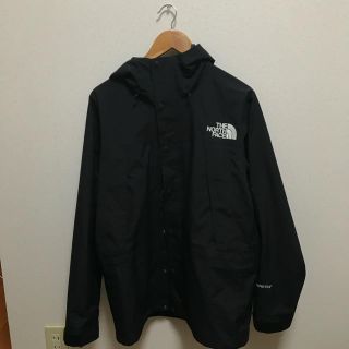 ザノースフェイス(THE NORTH FACE)の美品　マウンテンライトジャケット 黒 M(マウンテンパーカー)