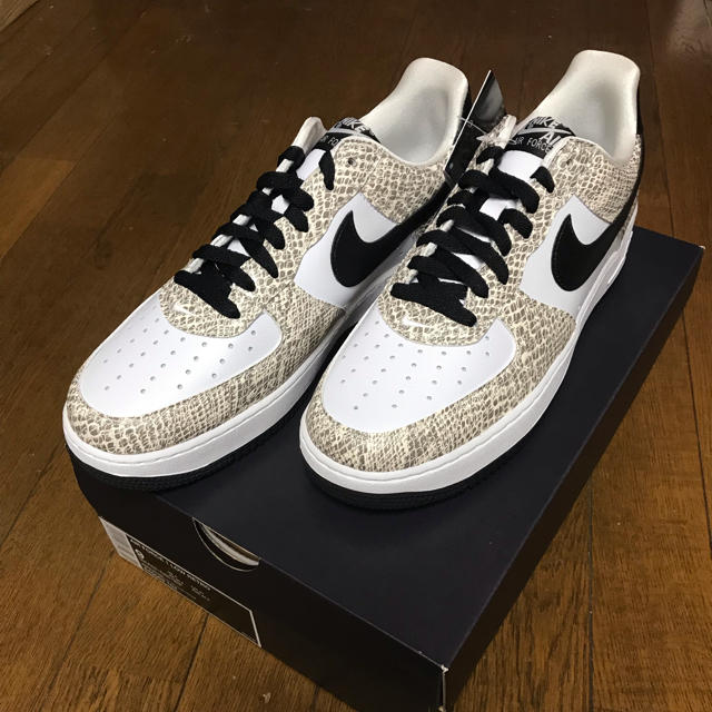 【新品未使用】NIKE AIR FORCE 1 LOW RETRO 27.0cm270cmUS9UK8カラー