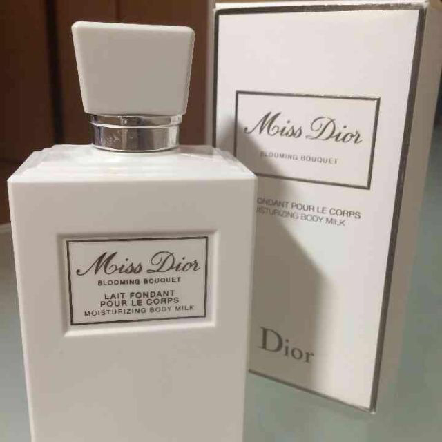 Christian Dior(クリスチャンディオール)のブルーミングブーケセット コスメ/美容の香水(香水(女性用))の商品写真