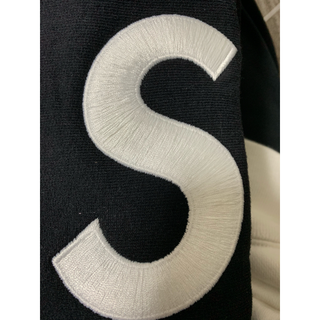 supreme Sロゴsweat 限界値まで値下げしました！