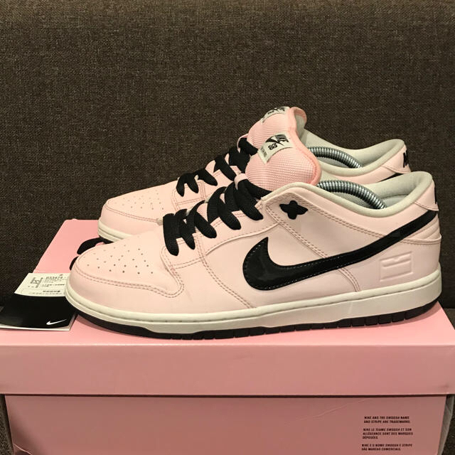 NIKE(ナイキ)の激レア！NIKE DUNK SB “PINK BOX” メンズの靴/シューズ(スニーカー)の商品写真