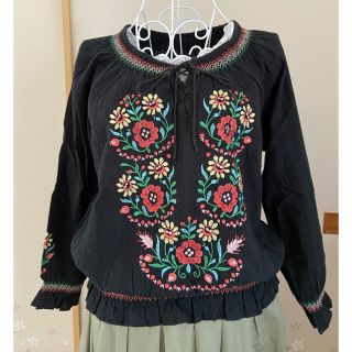 パラビオン(Par Avion)の美品　Par Avion 刺繍ブラウス(シャツ/ブラウス(長袖/七分))