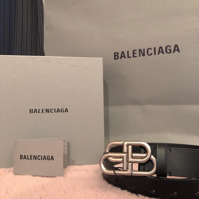 ファッショ Balenciaga by やす's shop｜バレンシアガならラクマ - BALENCIAGAベルト(65センチ)の通販 もレシート