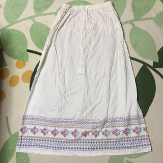 ダブルクローゼット(w closet)の刺繍ロングスカート(ロングスカート)