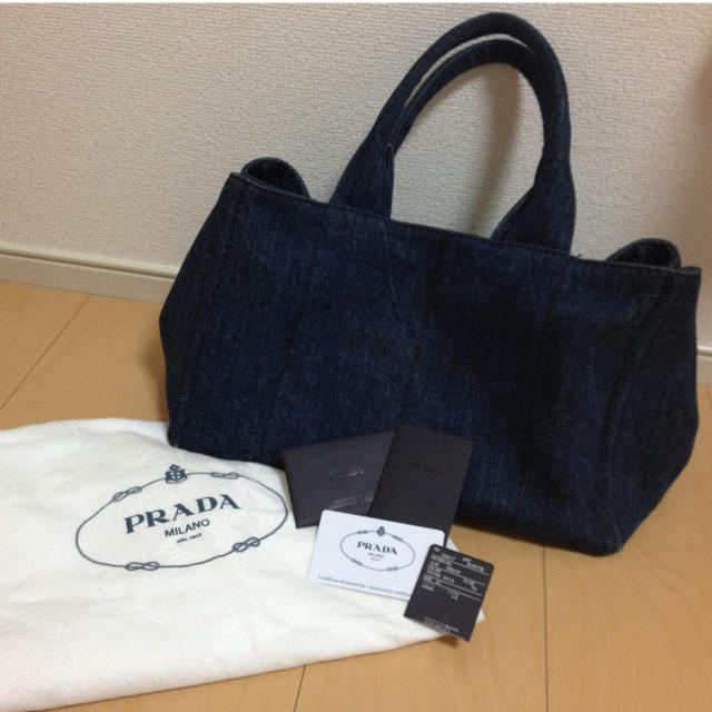 PRADA - ♡あー先生。様8/18までお取り置き♡