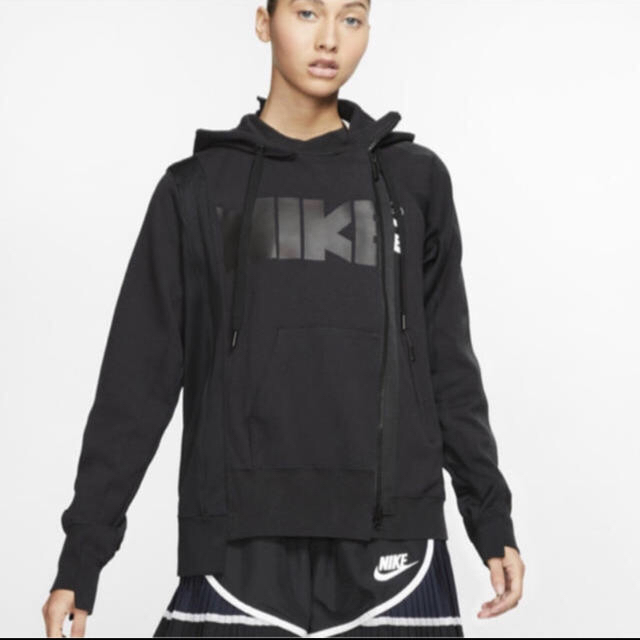 sacai(サカイ)のsacai Nike レディースのトップス(パーカー)の商品写真