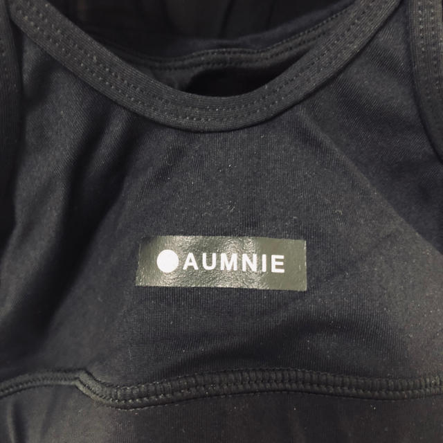 lululemon(ルルレモン)のAUMNIE ブラトップ　《値下げ》 スポーツ/アウトドアのトレーニング/エクササイズ(ヨガ)の商品写真